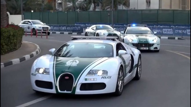 Полицейские машины Дубая