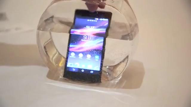 CES 2013: Sony’s flagship Xperia Z / ZL (the verge)