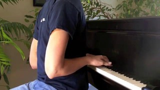 Игра на пианино наоборот