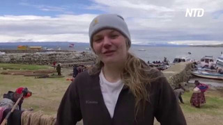 На озере Титикака посоревновались пловцы из разных стран