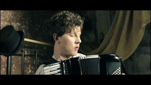 Martynas – ‘Telephone