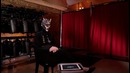 Deezer Close Up Ghost