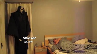 PrankvsPrank – Bed Intruder Prank