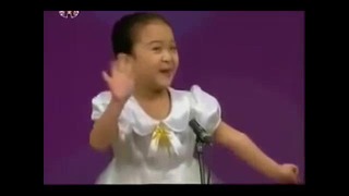 Маленькая корейская девочка поет о картошке, НО какие эмоции!))