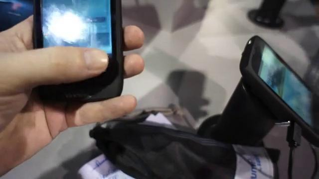 CES 2012: ViewPhone 3 – бюджетный Android-смартфон с поддержкой двух SIM-карт