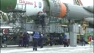 Как устанавливают ракету-носитель "Союз" на космодроме Байконур