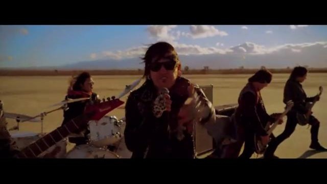 Escape The Fate – You’re Insane (Official Music Video 2013!)