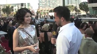 Selena Gomez American Music Awards Interview 2009
