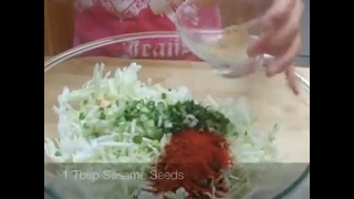 Korean Food: Cabbage Side-dish (양배추 무침)