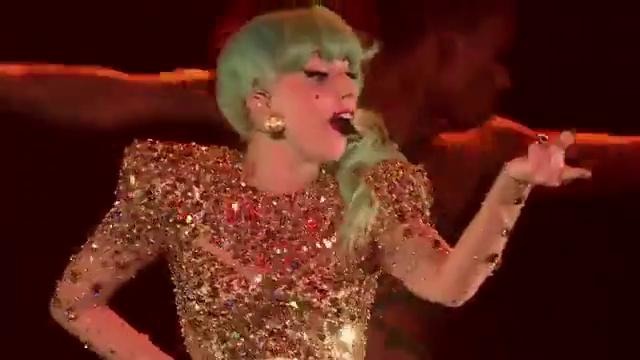 Lady GaGa – Just Dance (Live on Sydney)