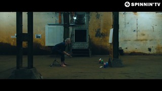 Madison Mars – Atom (Official Music Video 2017)