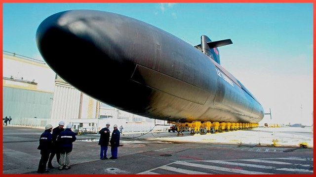 Manufacturing Process of a Massive $3 Billion Nuclear Submarine | Extreme Engineering Project