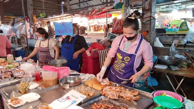 Мусульманский рынок в Бангкоке. HALAL Street Food Market