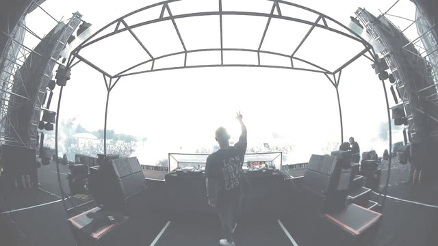 Bassjackers vs. Furax – Big Orgus 2020 (Official Music Video)