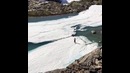 Фантастический спуск на лыжах