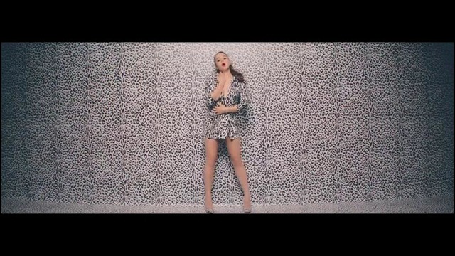 Hailee Steinfeld, Grey – Starving ft. Zedd (Official Video 2016!)