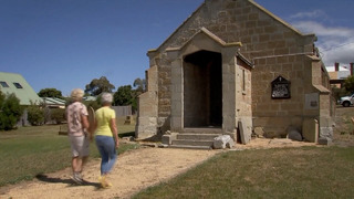Австралийцы селятся в пустующих кладбищенских церквях