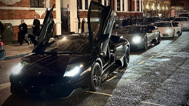 3x Lamborghini Murcielago CRAZY NIGHT RUN in London! Tunnels, Revs and Doors Up Driving