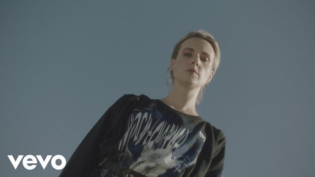 MØ & Foster The People – Blur (Official Video 2018!)