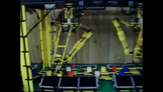 Робот-сортировщик Lego