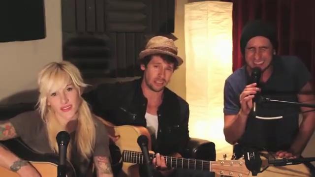 Corner of Queen – Walk off the Earth