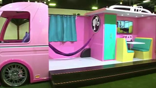 Дом Барби в реальную величину открылся в Калифорнии