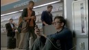 Samsung показала зависимых от розетки владельцев iPhone