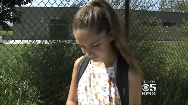 Девушку выгнали из школы за слишком откровенный наряд, но вскоре пожалели, когда узнали кто ее отец