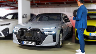 BMW 7 Series 2023 Automated Parking DEMO with Remote Control App