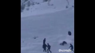 В Чимгане снегоход случайно сбил людей
