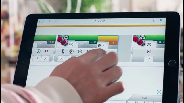 «Все меняется с iPad»: новый рекламный ролик Apple