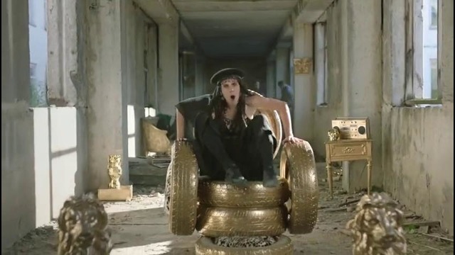 MØ – Kamikaze (Official Video 2015!)