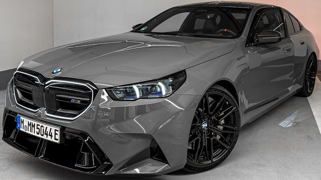 NEW 2026 BMW M5 POV Drive on the Autobahn! 727 HP V8 HEAVY BEAST