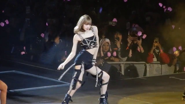 Lisa solo stage in Amsterdam