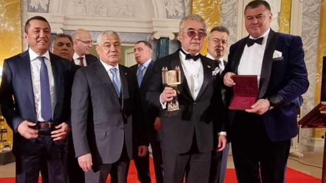 Салим Абдувалиев получил премию Нобеля