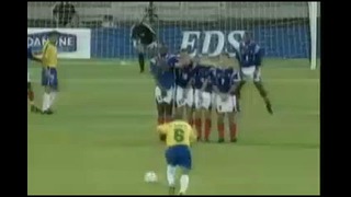 Роберто Карлос – знаменитый гол в ворота сб. Франции