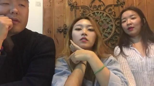 Как звучит русский язык корейцам한국인들에게 러시아어란Сумасшедшие интервью-((Кyungha Кёнха)