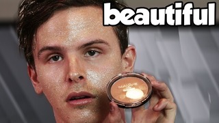 Bad Unboxing – A Man Applies Makeup