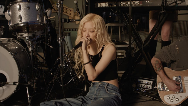 ROSE – 3am (live performance)