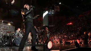 Pitbull feat. Sensato – Latinos In Paris