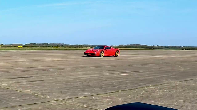 C8 Corvette против Ferrari 458 Speciale: ГОНКА