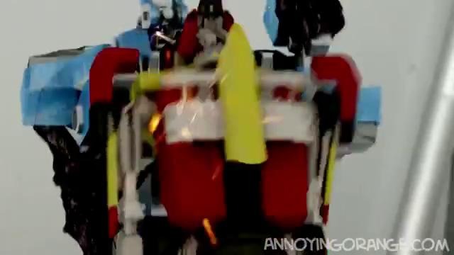 Annoying Orange – Meteortron (Transformers Spoof)