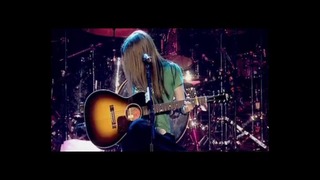 Avril Lavigne – Tomorrow (live in Dublin)