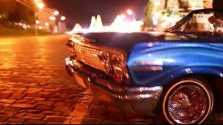 Lowrider Chevrolet Impala – On Red Square