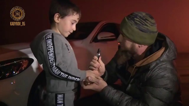 Рамзан Кадыров подарил Мерседес пятилетнему Чеченцу который отжался 4105 раз