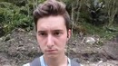 Машинист скоростного поезда на ходу ударил парня ногой