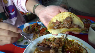 Mexican street food. Tour in Mexico City