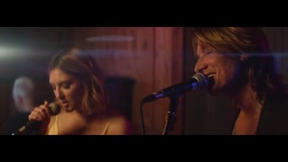 Keith Urban – Coming Home (feat. Julia Michaels)