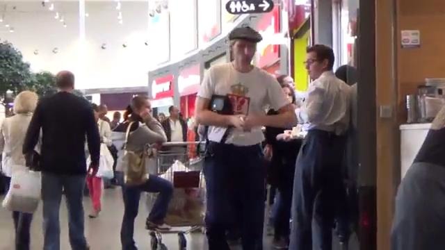 Московское Пранк Шоу – Как Отжать Мобилу (Prank)