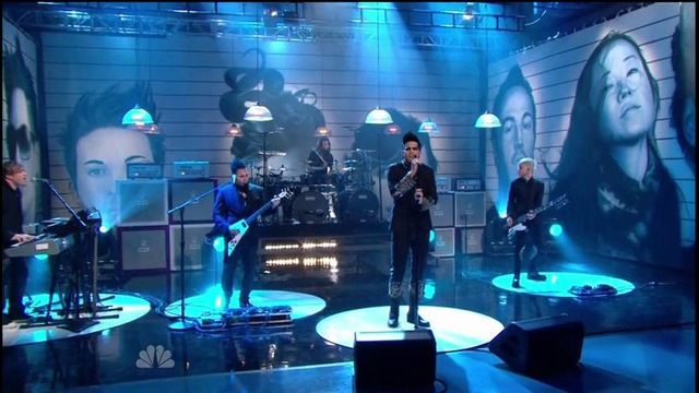 Adam Lambert – SleepWalker